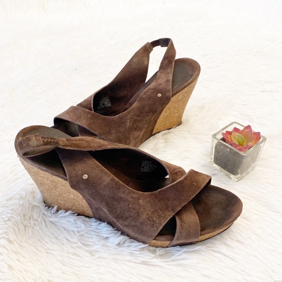 UGG Brown platform suede cork wedge heel sandals women size 9 - Picture 2 of 7